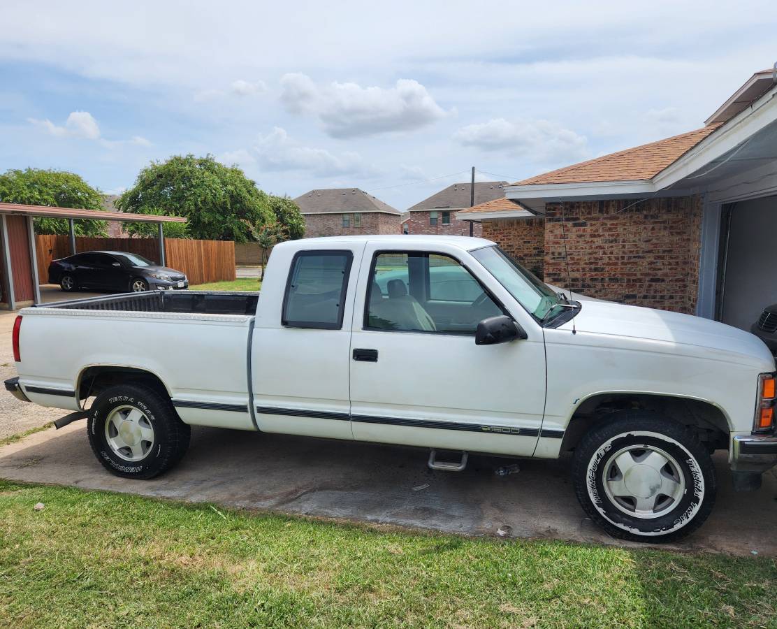 Chevy-silverado-1500-1996-white-8
