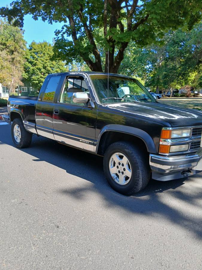 Chevy-silverado-1500-4x4-1994-black-1