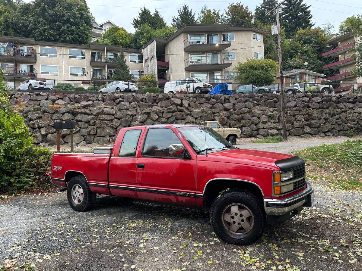 Chevy-silverado-1500-z-71-1992-red-1