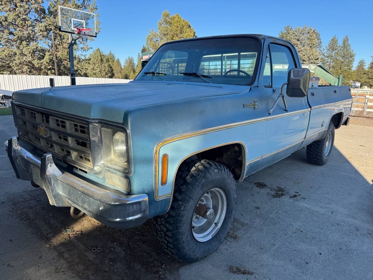 Chevy-silverado-1977-1