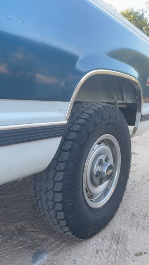 Chevy-silverado-1991-white-3