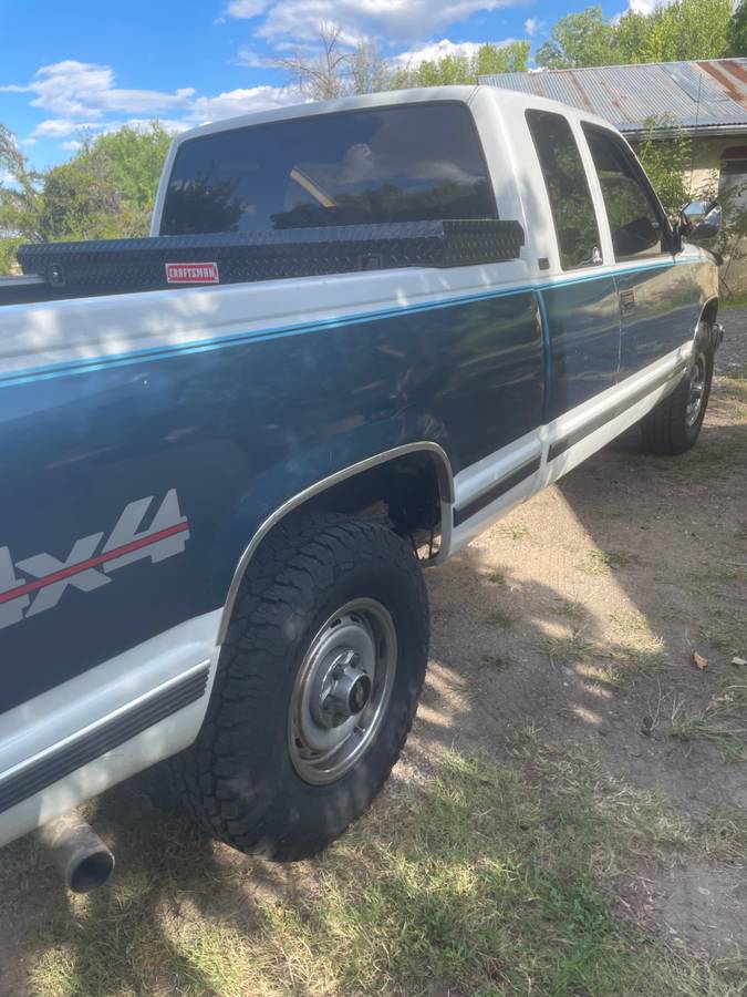 Chevy-silverado-1991-white