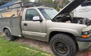 Chevy-silverado-2500-2000-silver