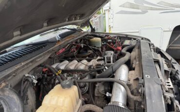Chevy-silverado-2500-2000-silver-8
