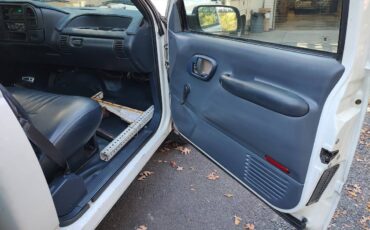 Chevy-silverado-2500hd-1995-white-3