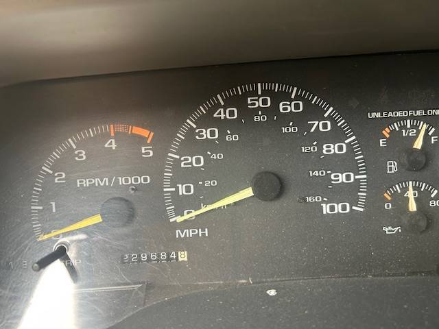 Chevy-silverado-2500hd-4x4-1995-black-3