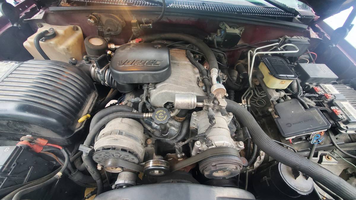 Chevy-silverado-3500-4x4-1996-custom-13