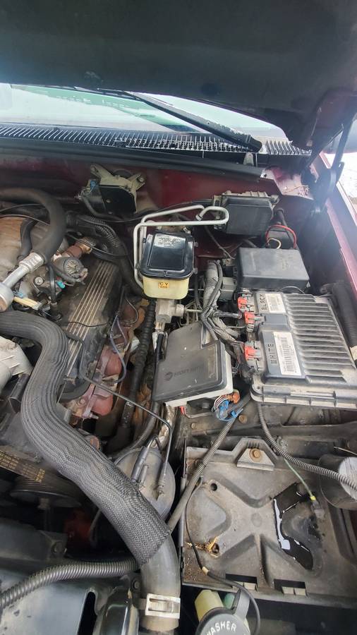 Chevy-silverado-3500-4x4-1996-custom-15