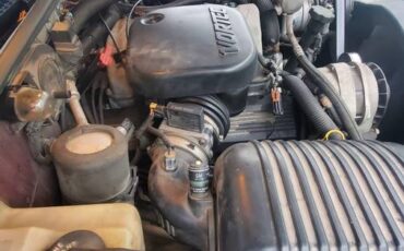 Chevy-silverado-3500-4x4-1996-custom-16
