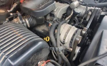 Chevy-silverado-3500-4x4-1996-custom-17
