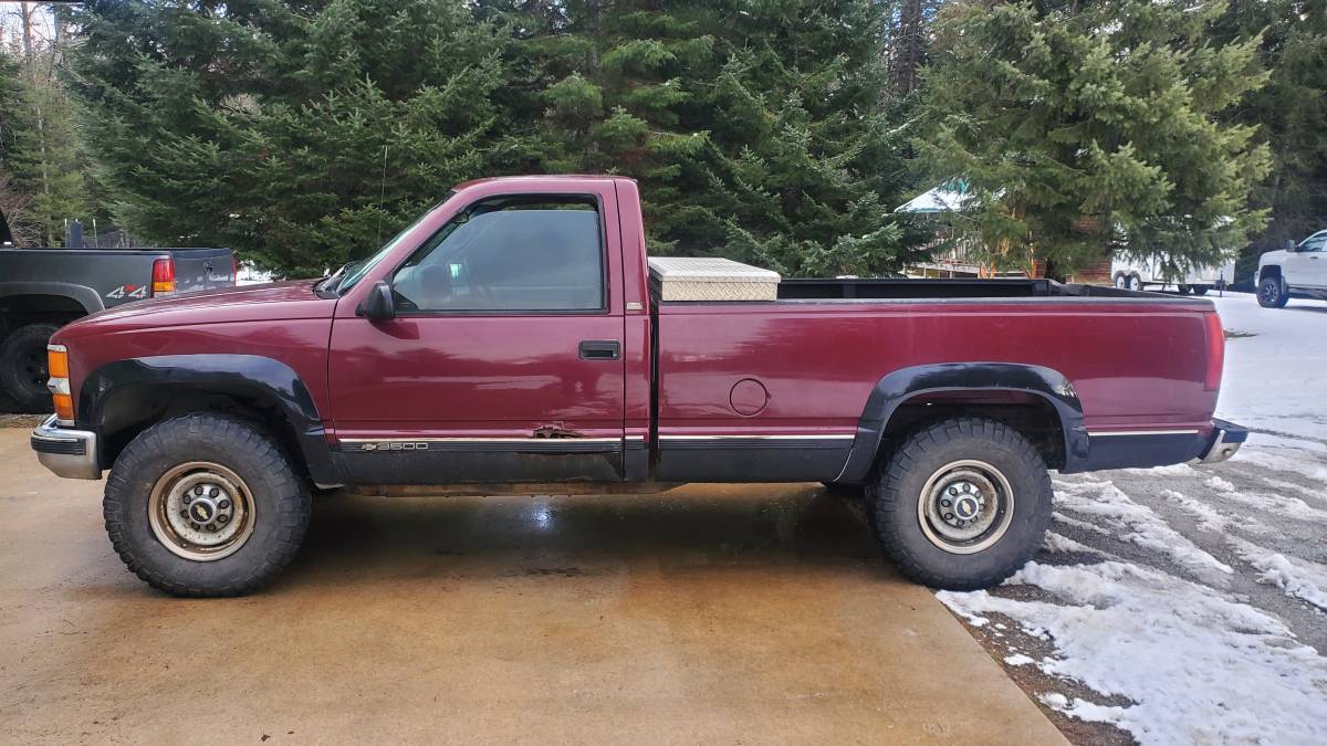 Chevy-silverado-3500-4x4-1996-custom-3