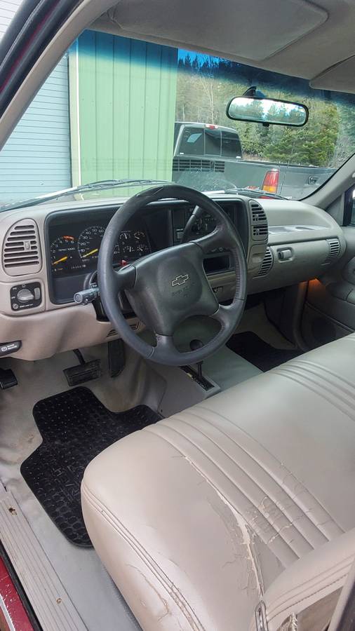 Chevy-silverado-3500-4x4-1996-custom-6
