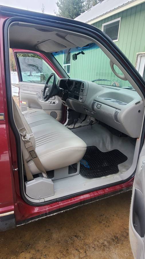 Chevy-silverado-3500-4x4-1996-custom-7