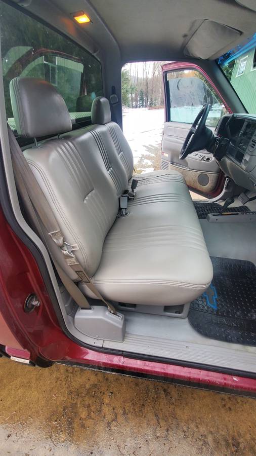 Chevy-silverado-3500-4x4-1996-custom-8