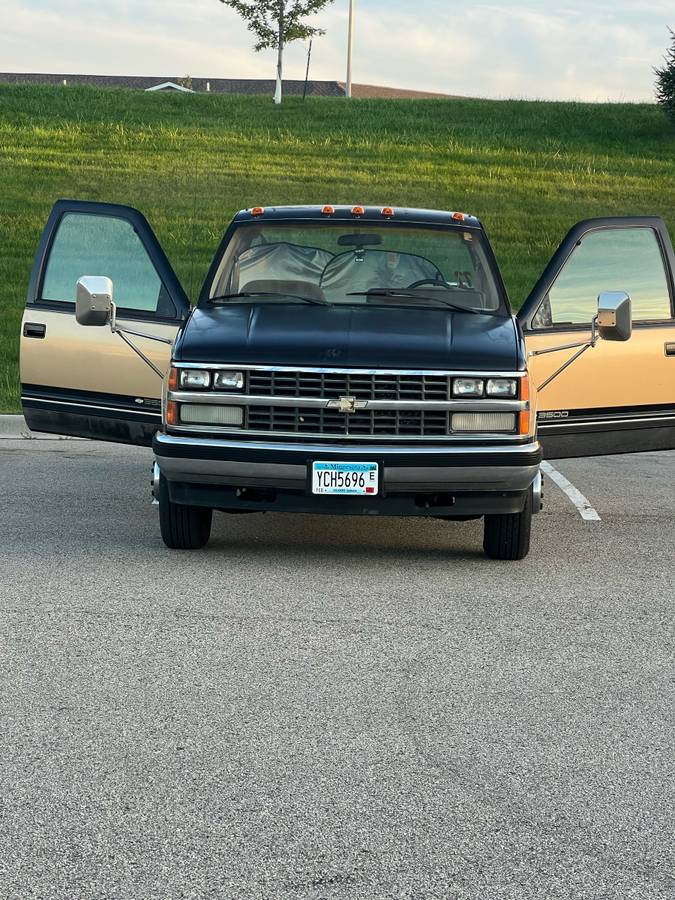 Chevy-silverado-3500hd-1988-black-10
