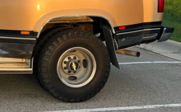 Chevy-silverado-3500hd-1988-black-19