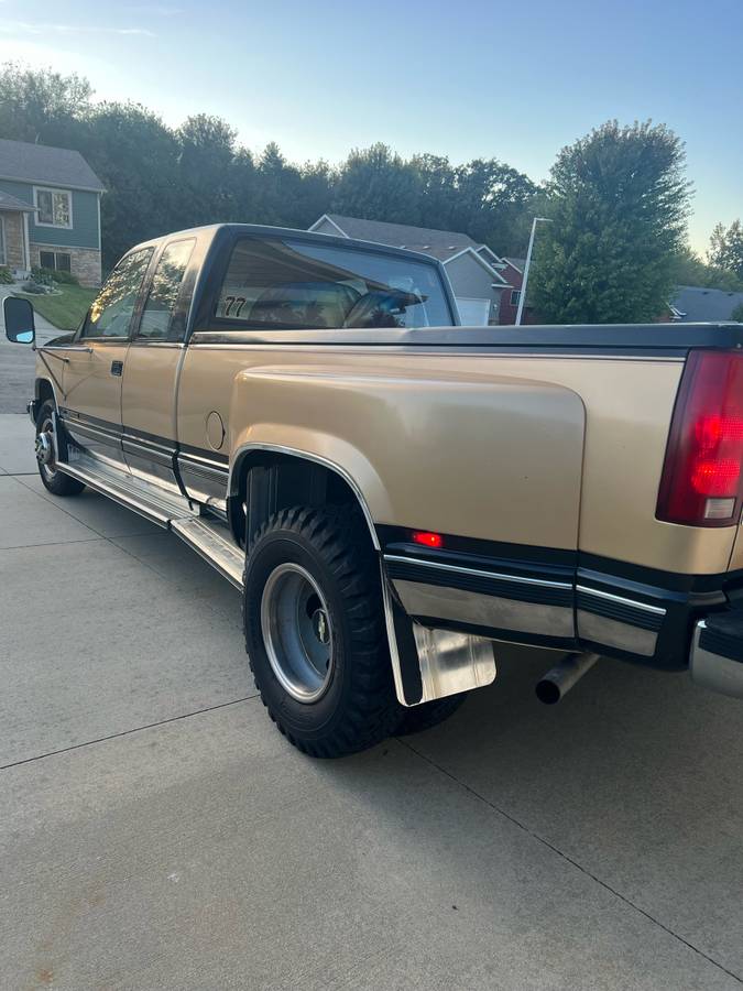 Chevy-silverado-3500hd-1988-black-2