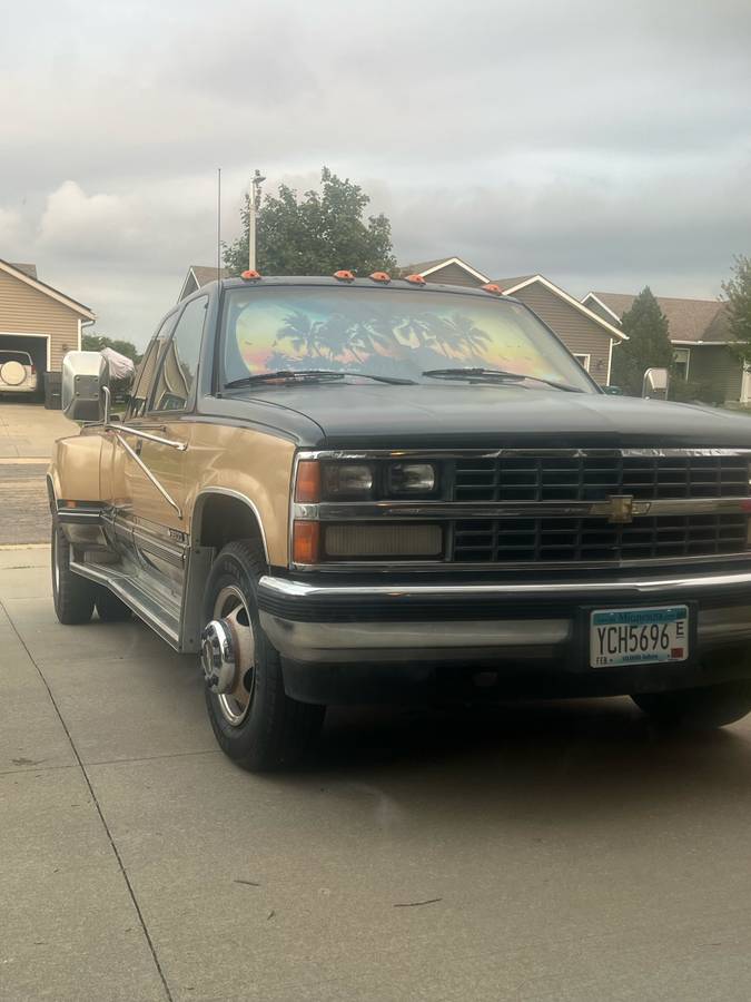 Chevy-silverado-3500hd-1988-black-21