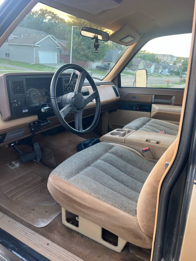 Chevy-silverado-3500hd-1988-black-4