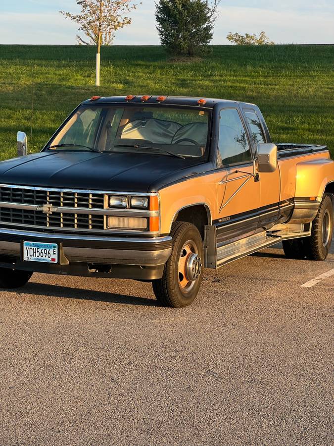 Chevy-silverado-3500hd-1988-black-6