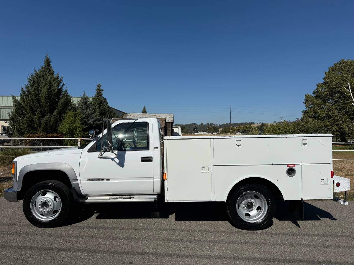 Chevy-silverado-3500hd-1994-white-2