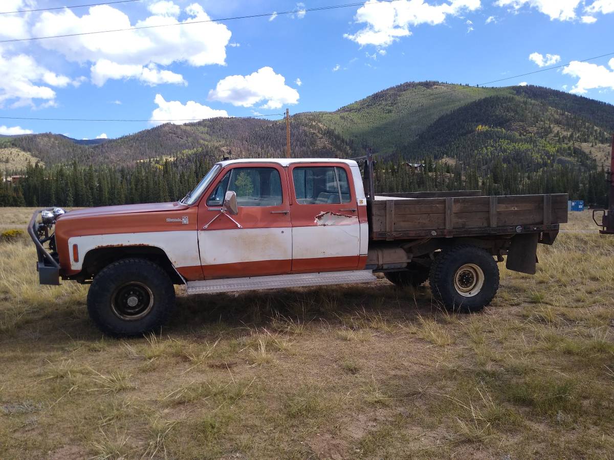 Chevy-silverado-k30-1978-orange