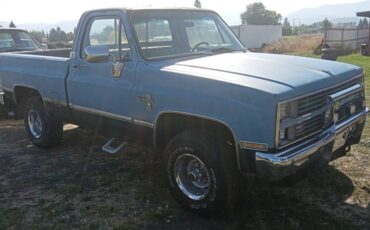 Chevy-silverado-swb-diesel-1983-blue