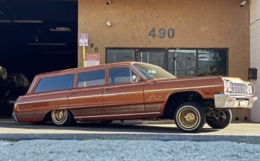 Chevy-station-wagon-1964