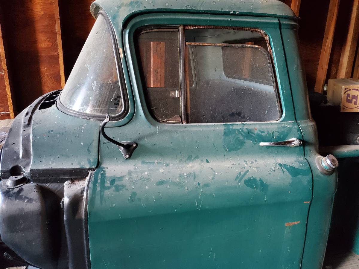 Chevy-step-side-pickup-1957-green-1