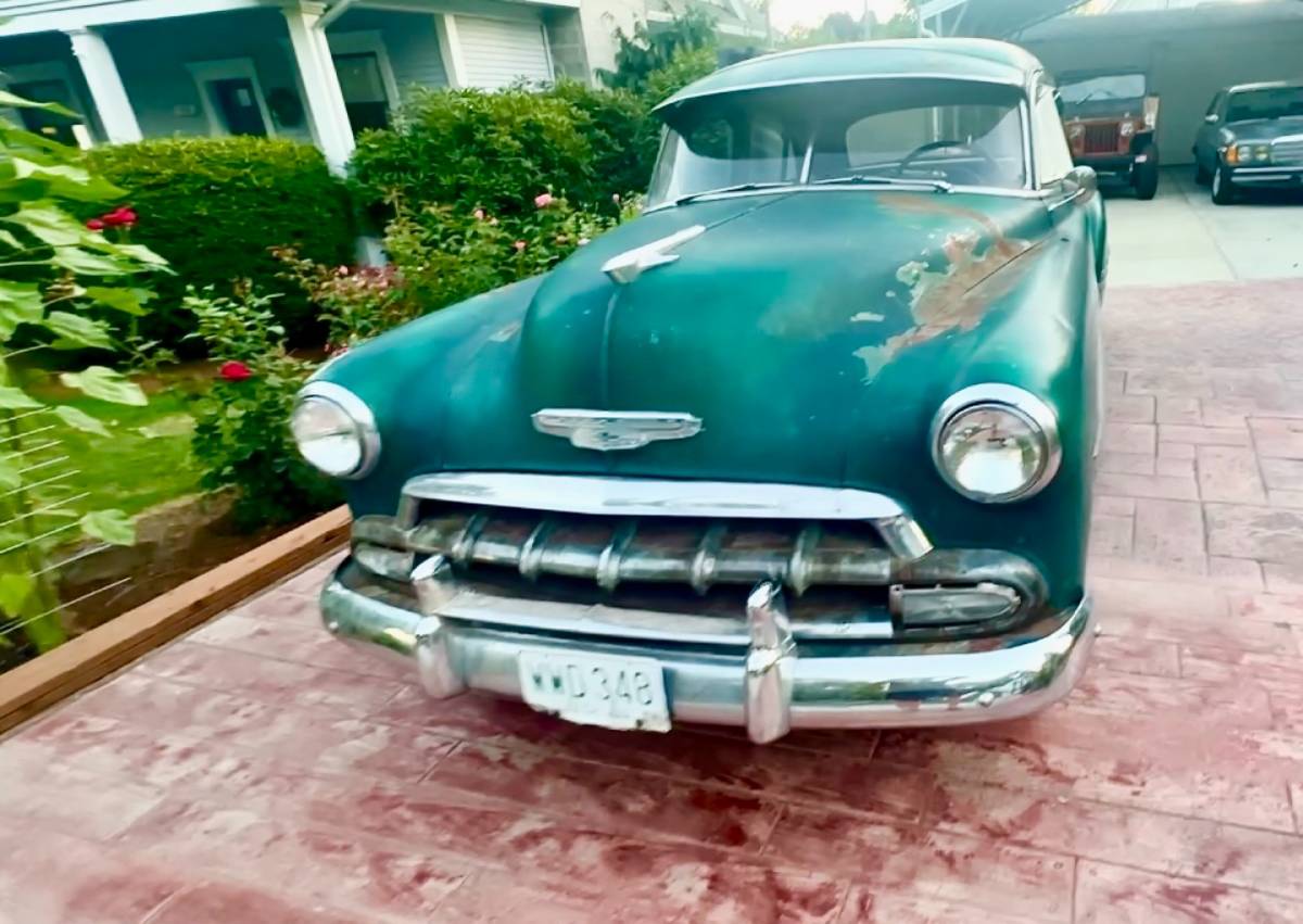 Chevy-styleline-1952-green-1