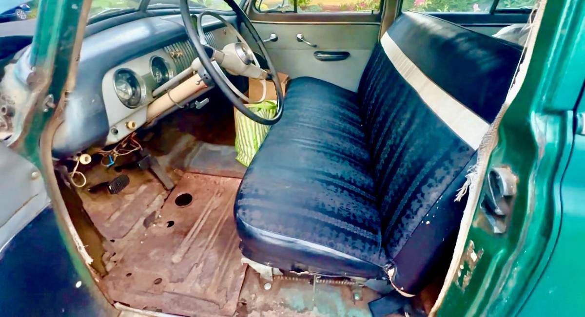 Chevy-styleline-1952-green-9