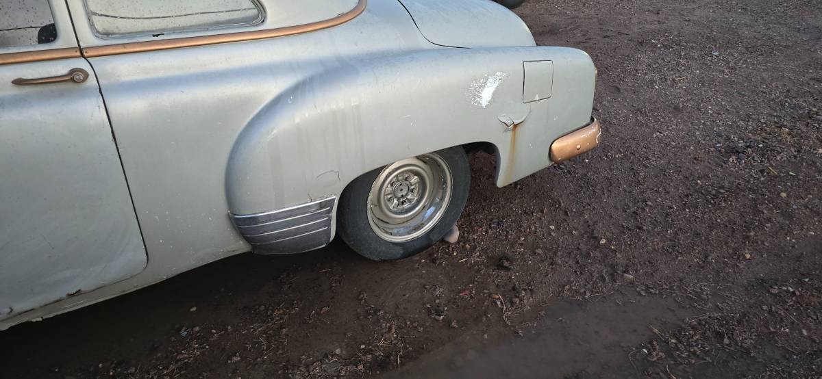 Chevy-styleline-delux-bel-air-2-1952-grey-6