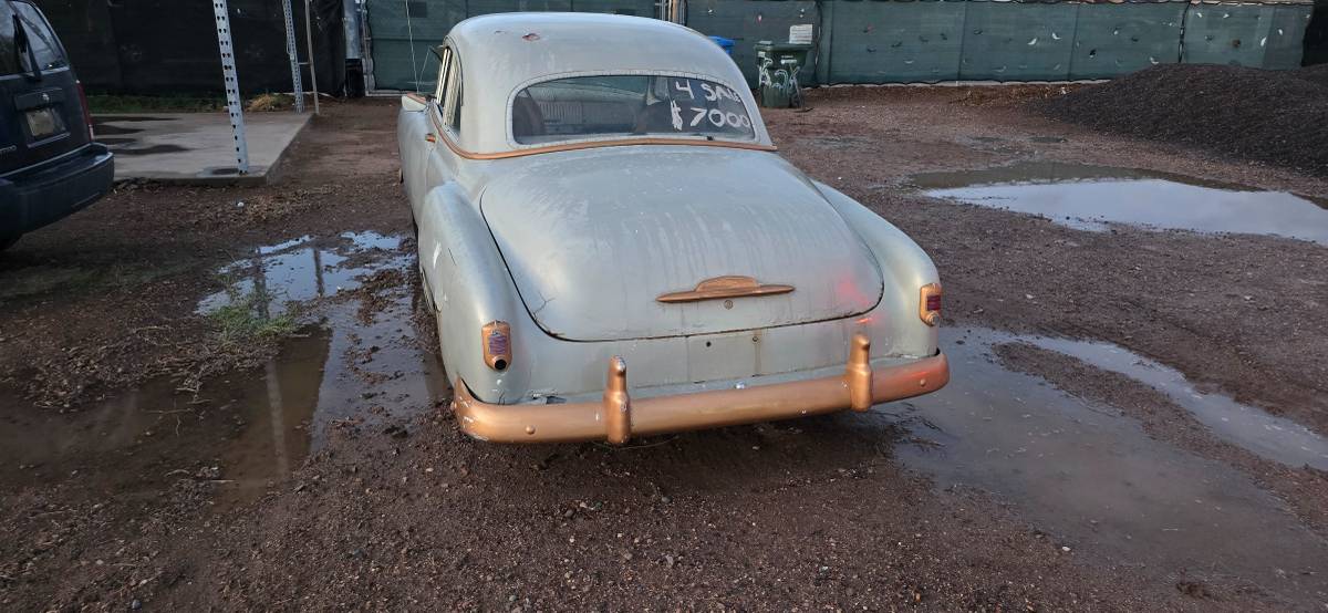 Chevy-styleline-delux-bel-air-2-1952-grey-8