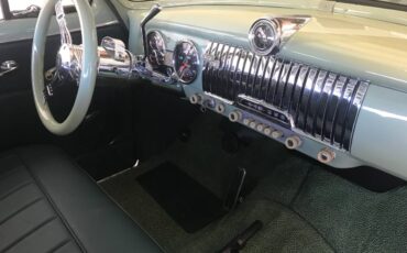 Chevy-styleline-deluxe-1951-green-7