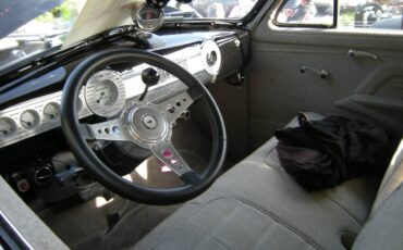 Chevy-stylemaster-1946-black-19