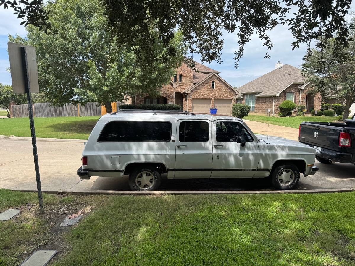 Chevy-suburban-1500-1991-6