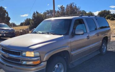 Chevy-suburban-1500-4x4-2000-custom