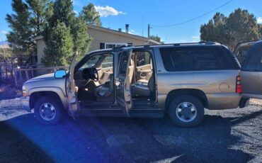 Chevy-suburban-1500-4x4-2000-custom-5