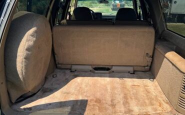 Chevy-suburban-1994-brown-3