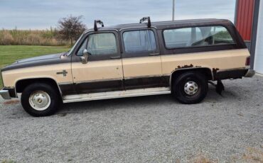 Chevy-suburban-2500-1982-3