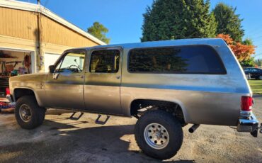 Chevy-suburban-2500-1988-silver-2