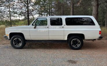 Chevy-suburban-4x4-1989-white-12