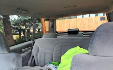 Chevy-tahoe-1995-grey-4