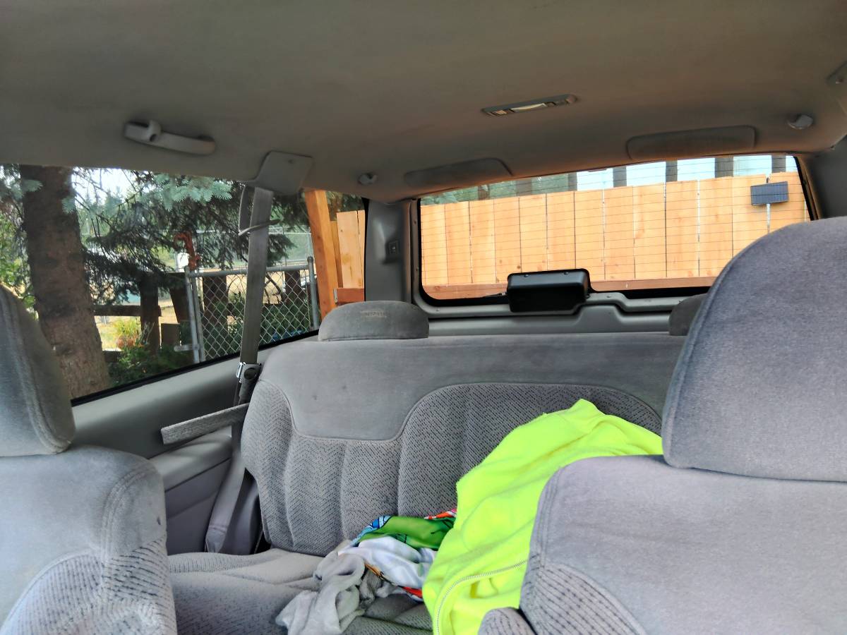 Chevy-tahoe-1995-grey-4