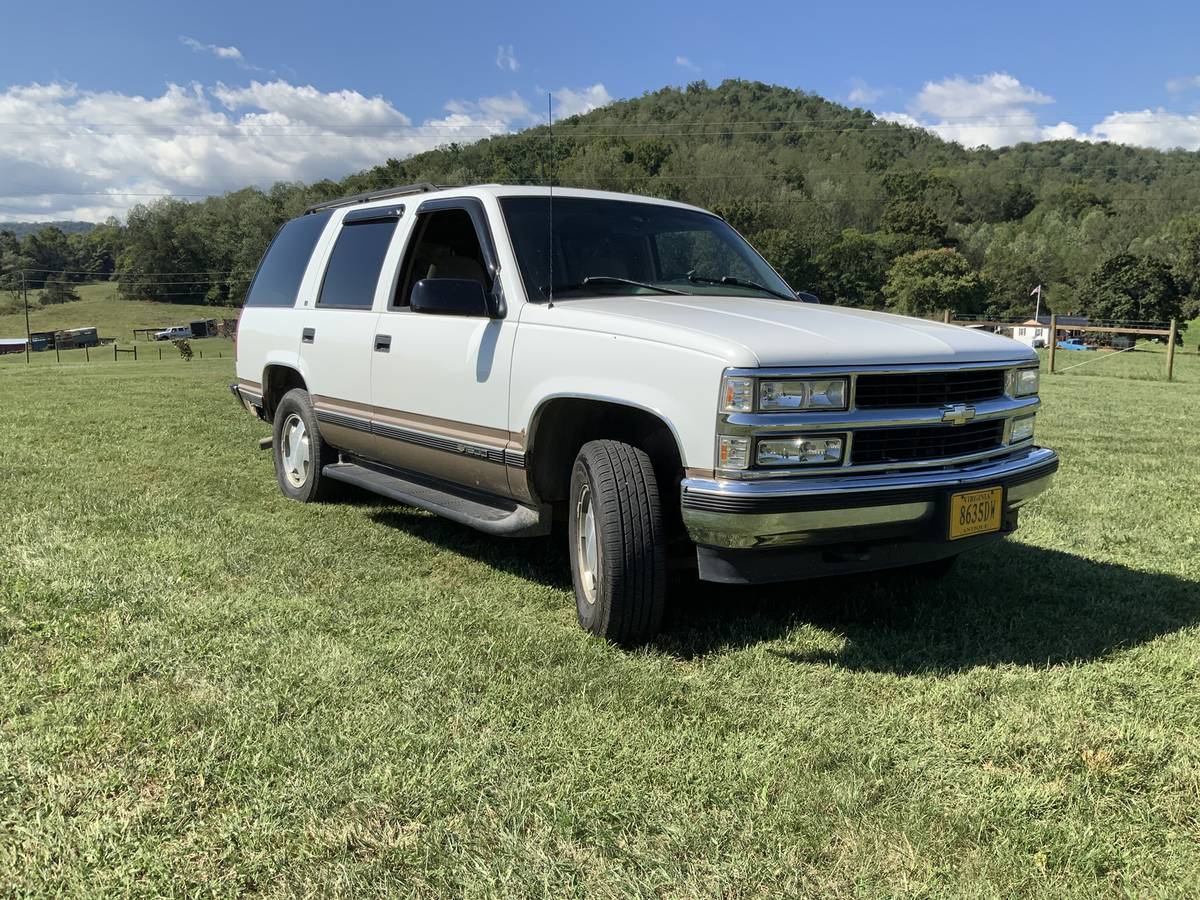 Chevy-tahoe-1996-1