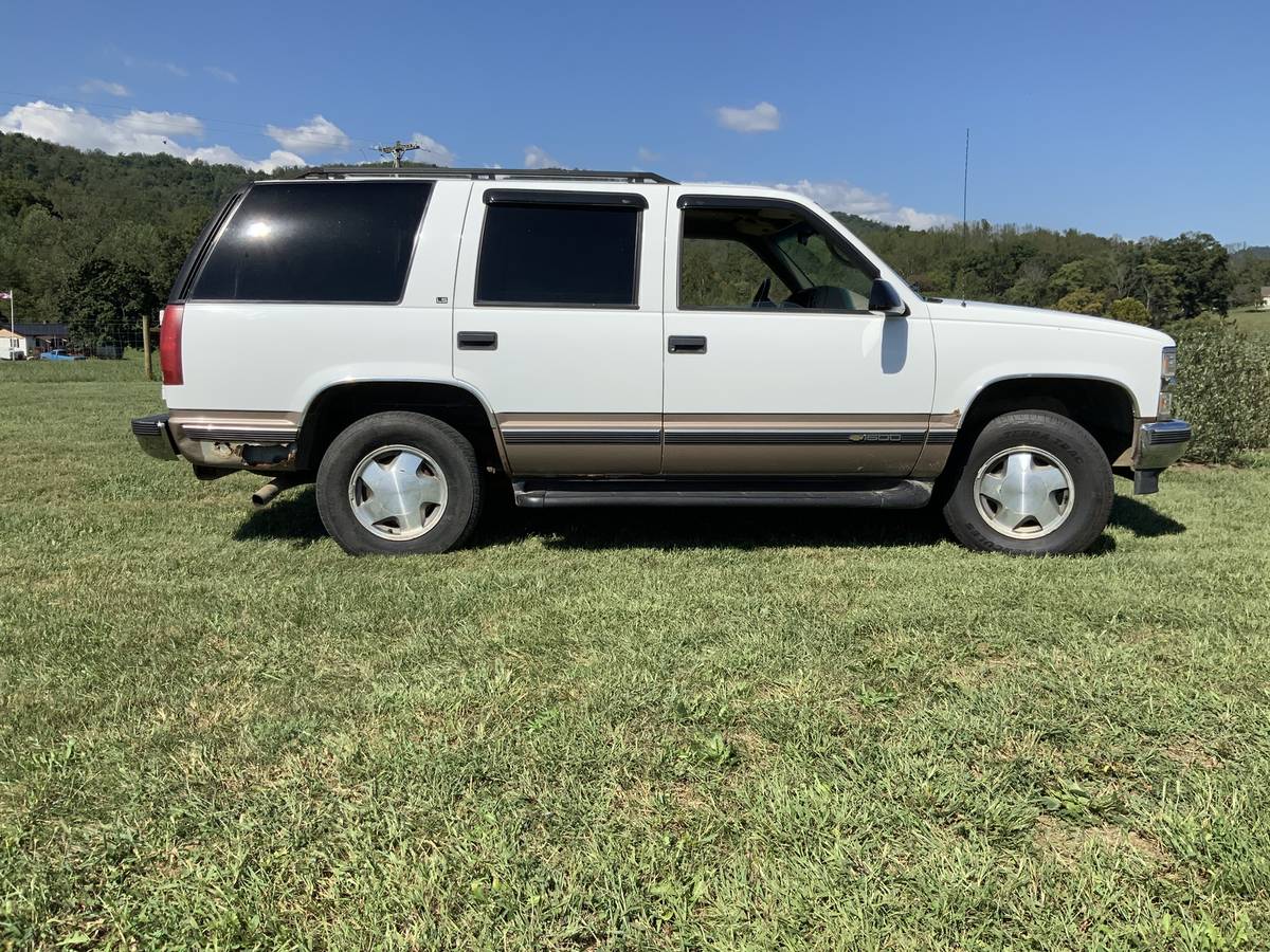 Chevy-tahoe-1996-4
