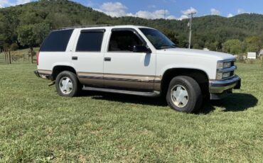 Chevy-tahoe-1996