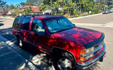 Chevy-tahoe-1996-red-2