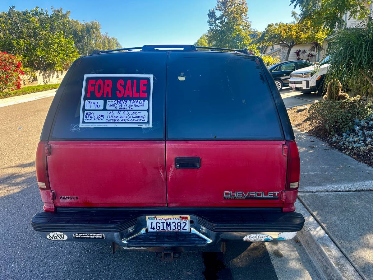 Chevy-tahoe-1996-red-3
