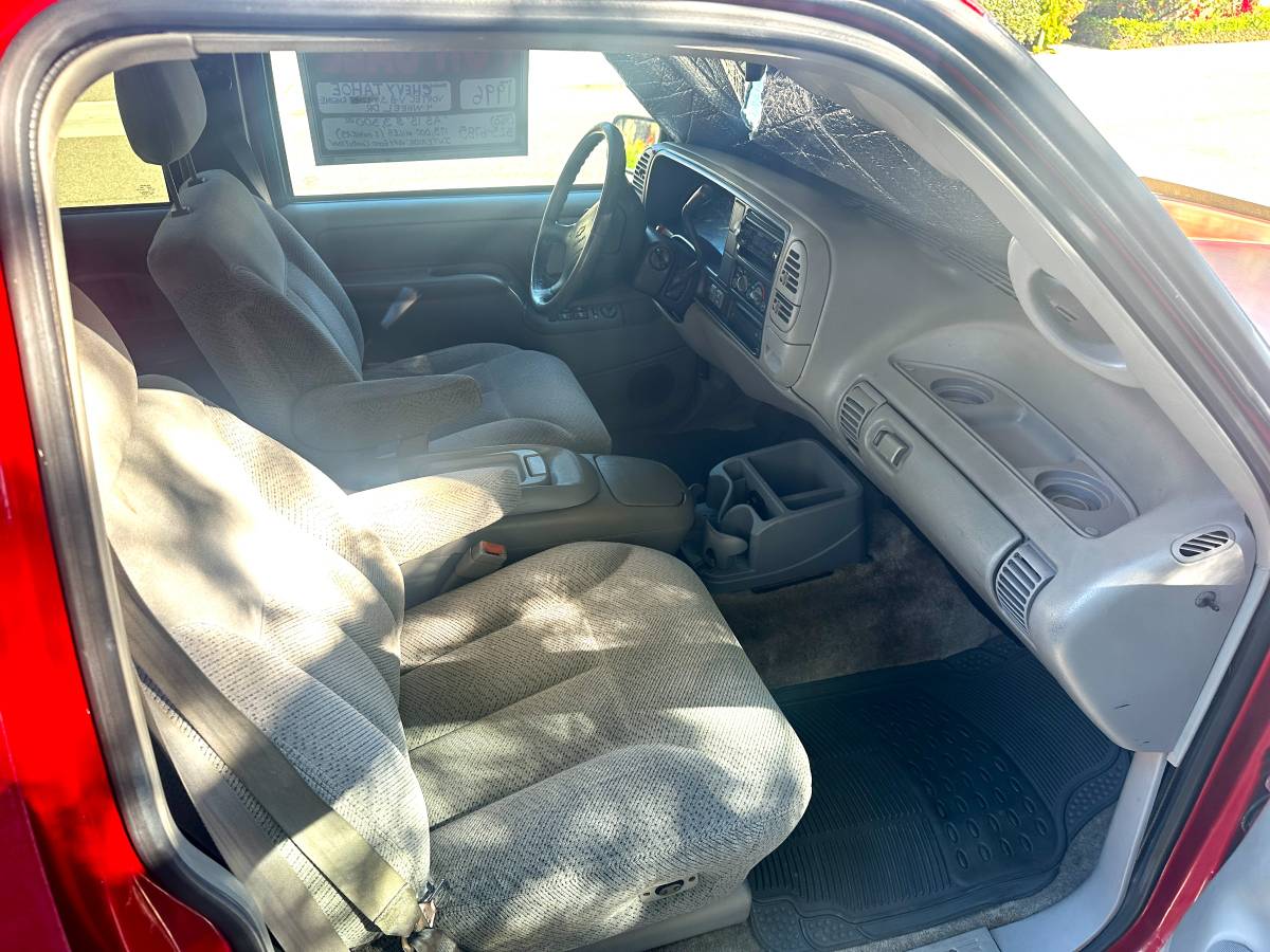 Chevy-tahoe-1996-red-6